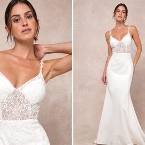 LULUS Bridal Wedding Elegant Sophisticated Floral Beaded Corset Mermaid Gown